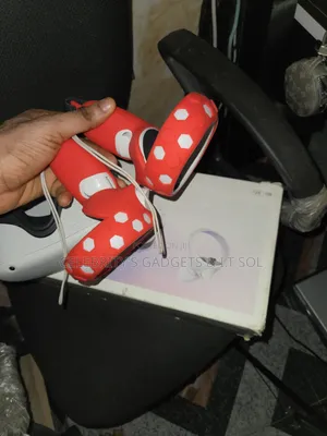 Oculus Quest 2 (Used, Open Box)