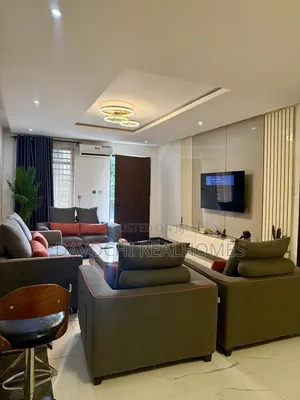 Gidan Kwalta Mai Kayayyaki 2 Bedroom tare da BQ, Pool, Gym a Ikoyi SW