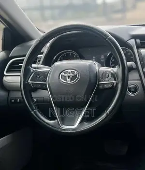 Toyota Camry XLE 2018 Black