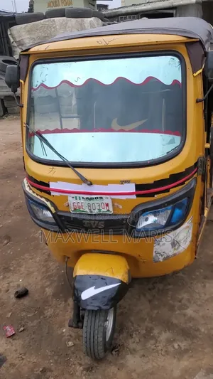 TVS King Deluxe Plus iTouch Start 2023 Yellow