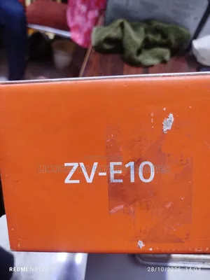 Sony ZV-E10 Mirrorless Camera