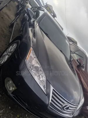 2011 Lexus ES 350 Grey - Clean Toks, Sunroof, Push Start