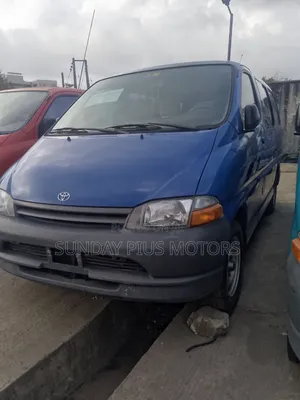 Toyota HiAce Bus 2007 - Mai Tsarki Toks