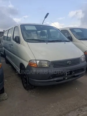 Toyota HiAce Van Na 2004