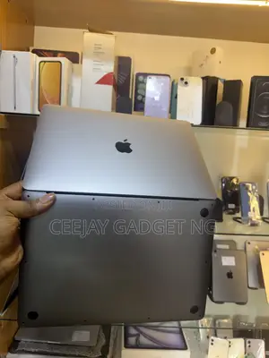 Apple MacBook Air 2020 M1 16GB RAM 256GB SSD
