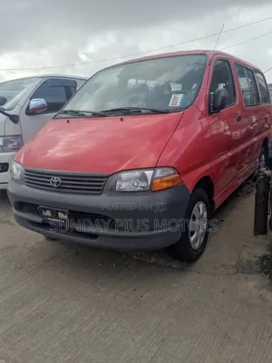 Toyota HiAce Toks 2004 - Ja