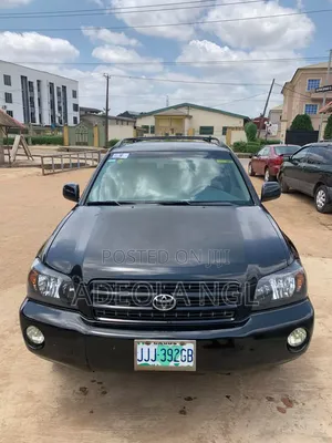 Toyota Highlander 2004 Baki