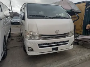 Toyota HiAce Super GL 2012