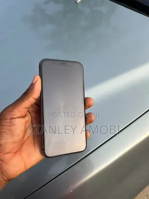 Apple iPhone 11 64GB Baki
