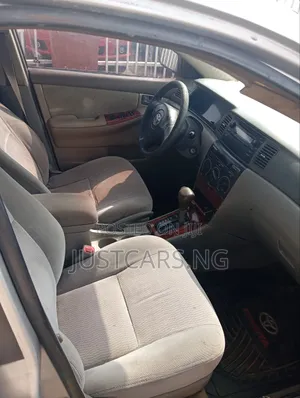 Toyota Corolla 2005 Silver