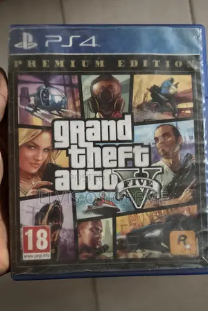 PlayStation 4 tare da Kwamfuta 2 & Wasanni 3