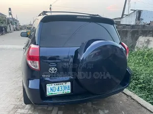 Toyota RAV4 2008 Shuɗi