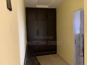 2-Bedroom Block of Flats for Rent in Wuye