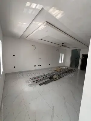 4-Bedroom Luxury Duplex don sayarwa a Engr. Lere Adigun GRA, Ibadan