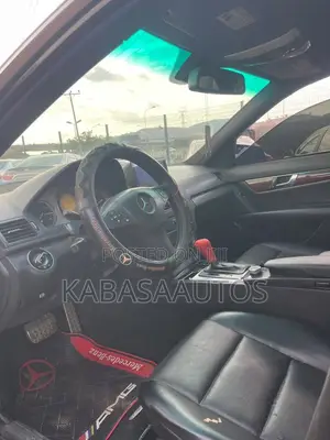 Mercedes-Benz C300 2010 Baki