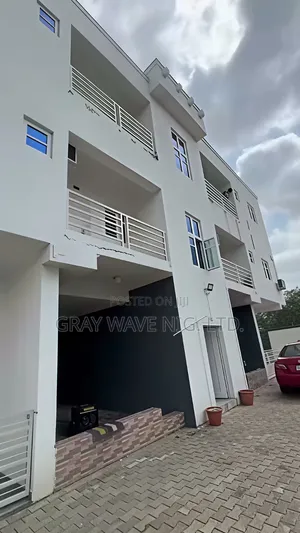 2 Bedroom Apartment don haya a Katampe (Main)