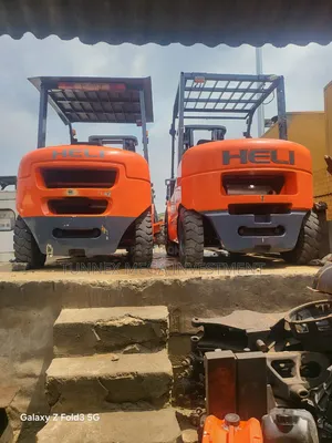 Heli Forklifts: 5-Ton & 3-Ton Diesel (Foreign Used)