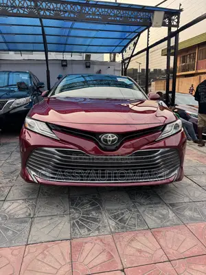 2018 Toyota Camry XLE FWD Burgundy