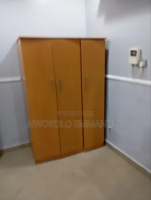 Wardrobe 4ft x 6ft da aka yi amfani da shi