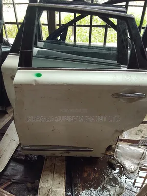 Kofar Baya ta Infiniti QX60 / JX35