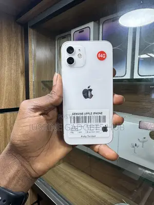 Apple iPhone 12 64GB White