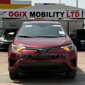 Toyota RAV4 LE 2019 - Wadda Akawo Daga Ƙasashen Waje