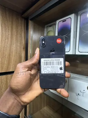 Apple iPhone X 64GB Baki
