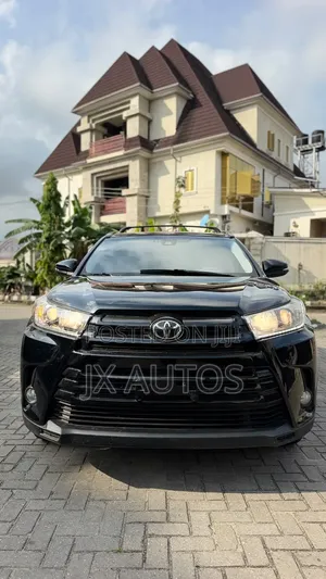 2017 Toyota Highlander SE 4x4 V6 SUV