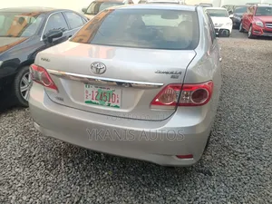 2013 Toyota Corolla LE Special Edition Sedan - Silver