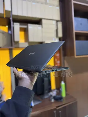 Dell Latitude 7280 Laptop - Intel Core i5, 8GB RAM, 256GB SSD