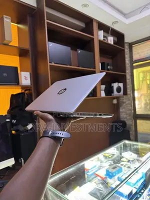 HP EliteBook 820 G3 Laptop - Core i5, 8GB RAM, 500GB SSD