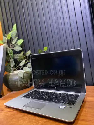 HP EliteBook 820 G3 Laptop - Intel Core i5, 8GB RAM, 256GB SSD