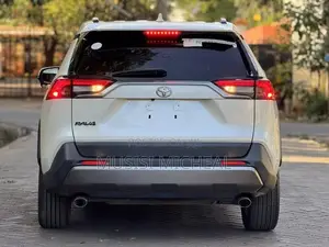 Toyota RAV4 Adventure 2019