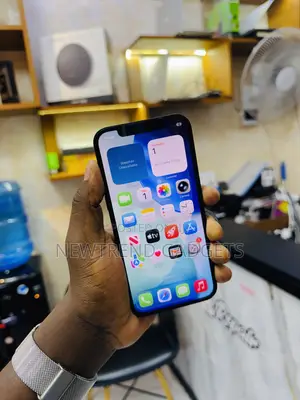 Apple iPhone 12 64GB Black