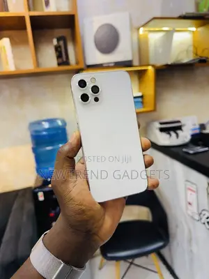 Apple iPhone 12 Pro 128GB White
