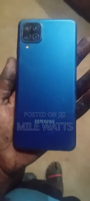 Samsung Galaxy A12 64GB Blue (Used, Cracked Screen)