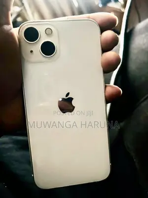 Apple iPhone 13 128GB White