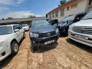 Toyota Hilux 2019 Black