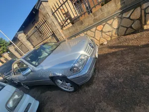 Mercedes-Benz C200 2007 Silver